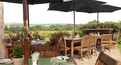 Countryside Annexe Near Goodwood