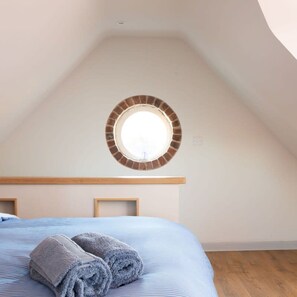 House - Stylish Cosy Annexe in Pretty Sailing Village (Chichester)