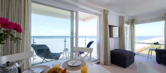 Beachfront Apartment With Panoramic Sea Views