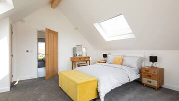 House | 3 bedrooms, high-speed internet
