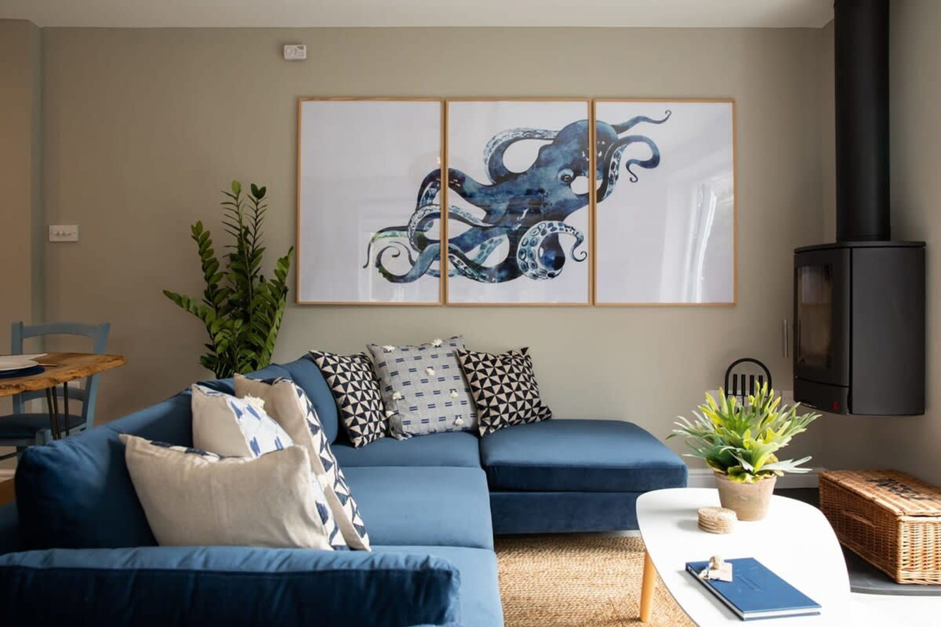 Studio | 3 kamar tidur, setrika/meja setrika, dan internet