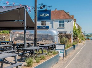 開放式客房 | 3 間臥室、熨斗/熨衣板、網路服務