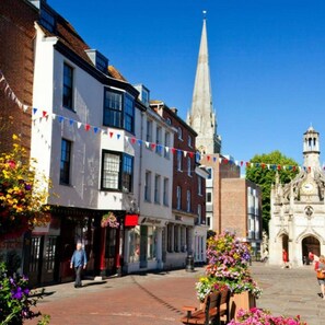 House - Country Cottage in Pretty Village Quay Views (Chichester)