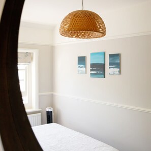 1 bedroom, iron/ironing board, Internet
