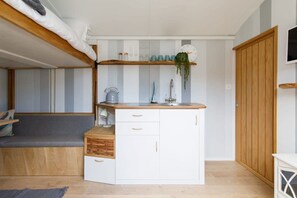 House | 1 bedroom