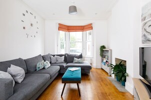 独立别墅 | 4 多间卧室、熨斗/熨衣板、高速上网