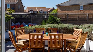 Nhà | 3 phòng ngủ, bàn ủi/dụng cụ ủi quần áo, truy cập Internet tốc độ cao