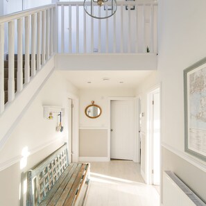 하우스 | 4 개의 침실, 다리미/다리미판, 인터넷