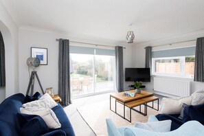 บ้านพัก | 4 ห้องนอน, อินเทอร์เน็ตความเร็วสูง