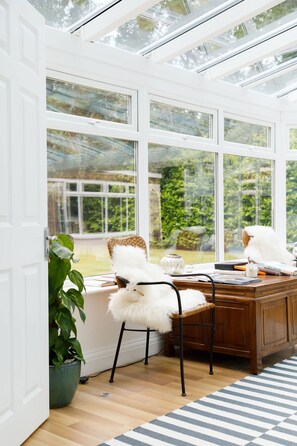 Σπίτι | 5 υπνοδωμάτια, γραφείο, σίδερο/σιδερώστρα, ίντερνετ 