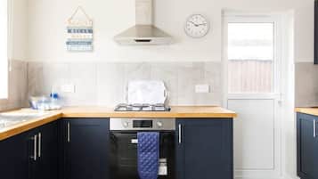 Studio | 2 bedrooms, Internet