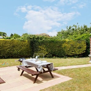 Estudio | 2 dormitorios y Internet