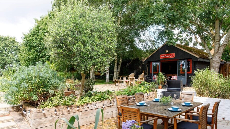 Tranquil Luxe in Country Cottage