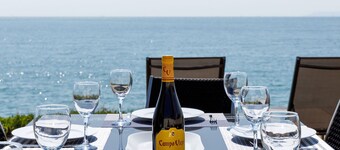The Sea House - Ultimate Seafront Living Sunsets
