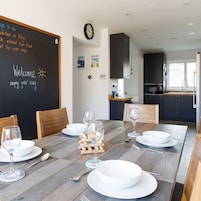 Casa | 3 dormitorios, tabla de planchar con plancha, Internet