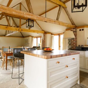 House | 7 bedrooms, Internet - Impressive Country Estate Sleeps 17 (Chichester)