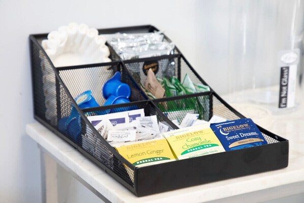 Unclassified image, 1 of 25, button