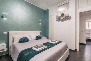1 bedroom, in-room safe, desk, iron/ironing board - San Giovanni apartment [MA+C] (Roma)