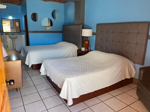19 habitaciones, wifi y ropa de cama 