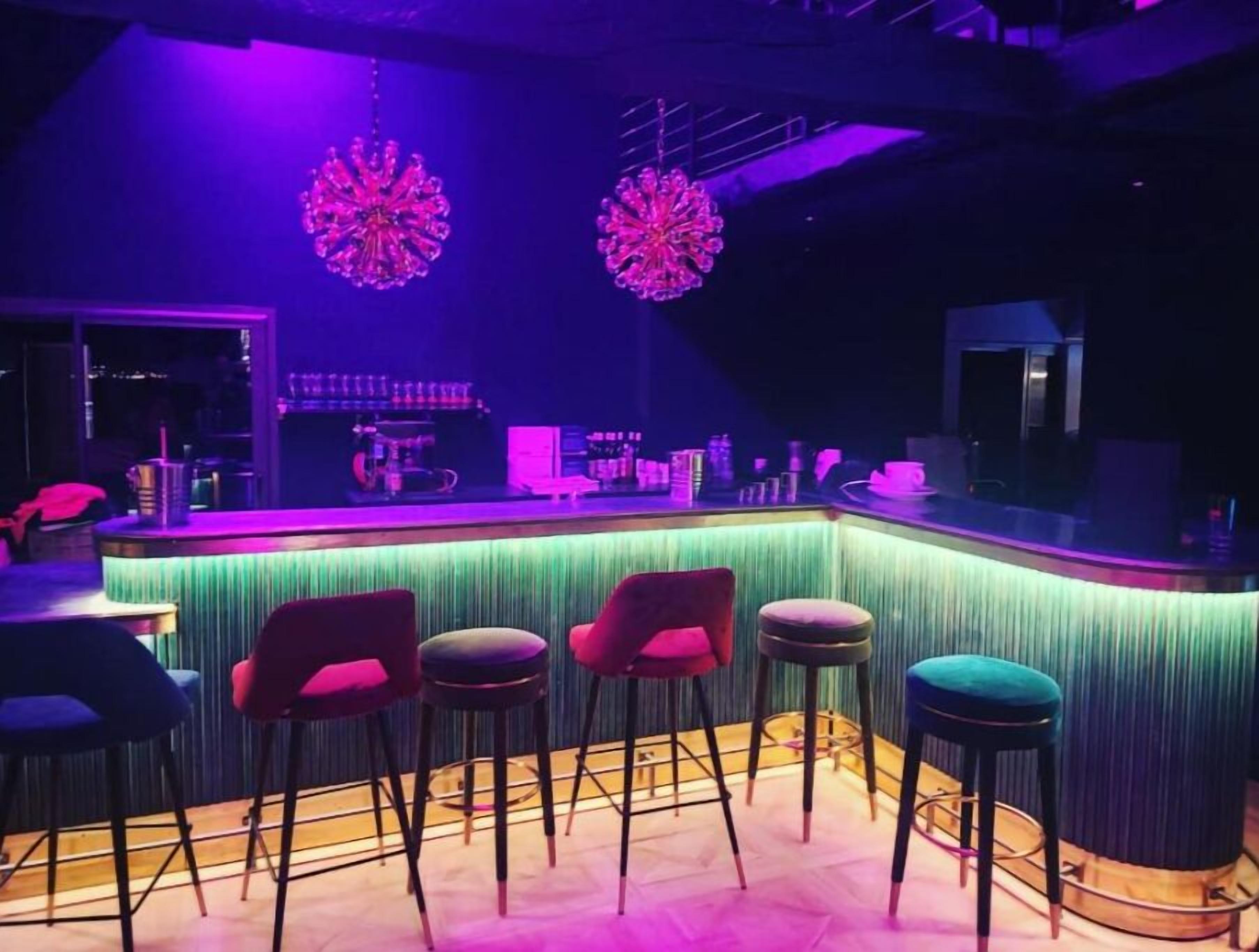 Bar (in der Unterkunft)
