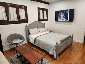 2 Schlafzimmer, Zimmersafe, Bügeleisen/Bügelbrett, kostenloses WLAN