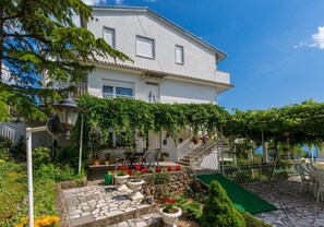 Exterior - Modern studio flat 500 metres to the beach (Dramalj)