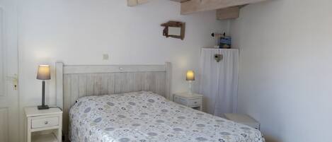 2 soverom, wi-fi (inkludert) og sengetøy