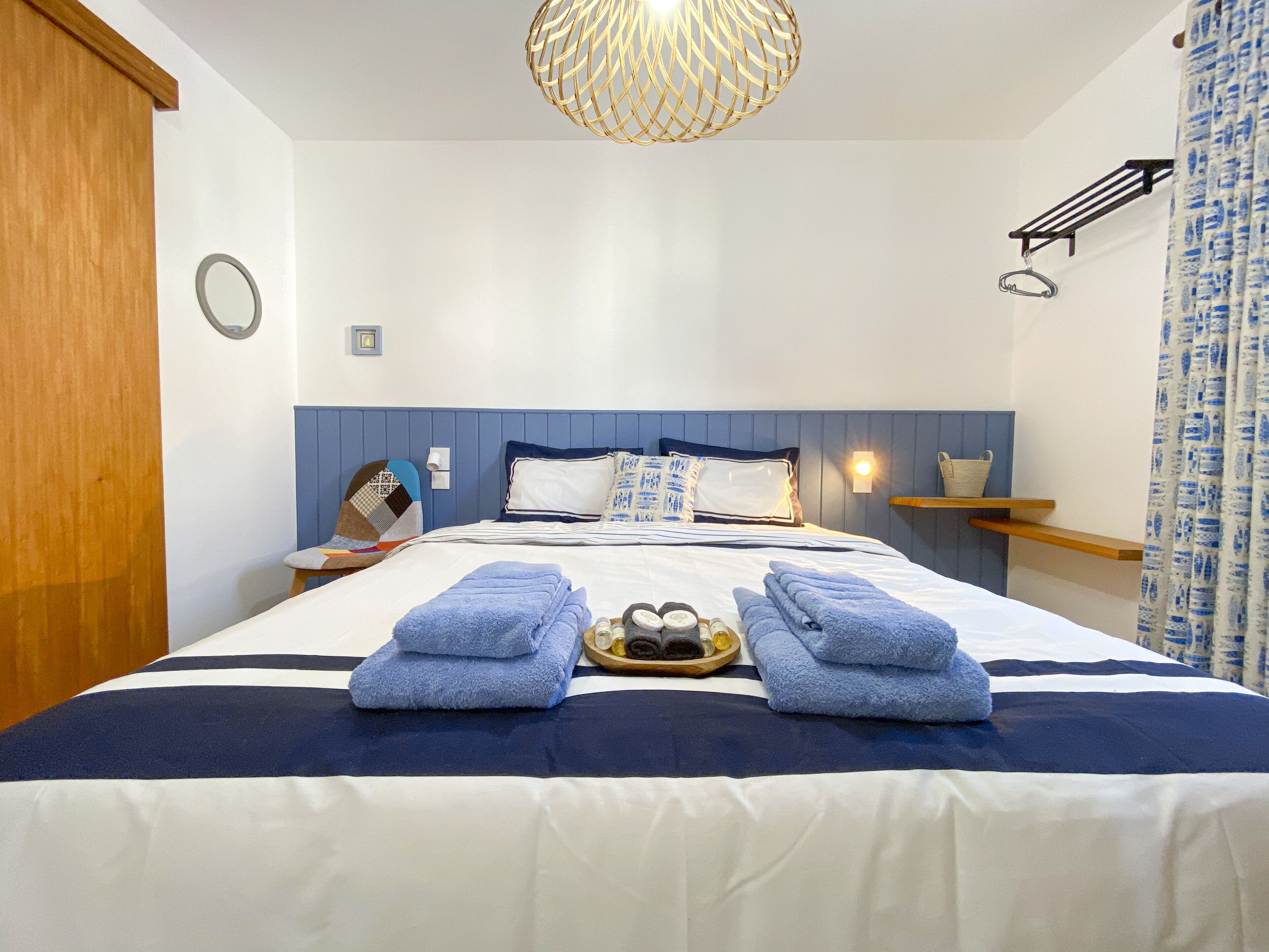 1 bedroom, free WiFi, bed sheets