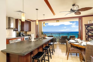 Condo (2 Bedrooms) | Private kitchen