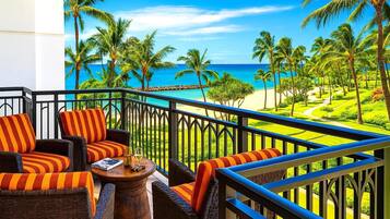 Condo (2 Bedrooms) | Front of property