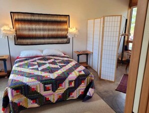 1 habitación, escritorio, wifi y ropa de cama