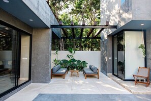 Terrace/patio - Host 24 ppl, Beach & Centro Tulum 1 mi away (Tulum)