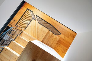 Smart TV, Netflix, piso con calefacción, servicios de streaming