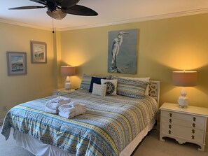 Villa, Multiple Beds, Kitchen, Garden View (922 Cutter Court) | 3 bedrooms, individually decorated, individually furnished - 922 Cutter Court at The Sea Pines Resort (Hilton Head Island)