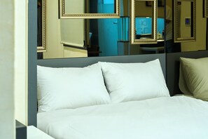 Habitación Confort | Ropa de cama de alta calidad, decoración individual, wifi gratis