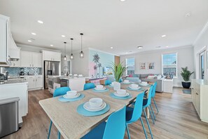 Dining - Fall Memories Await! Private Heated Pool, Fire Pit & Bring the Dog! (Gulf Shores)