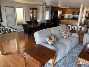Smart TV, fireplace, video games