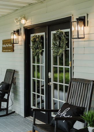 Exterior detail. Lake View, Speakeasy, Sauna, Arcade, Ping Pong, Kayaks, Disc Golf, Poker, B-Ball