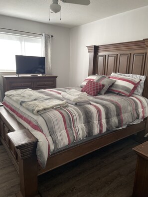 1 bedroom, iron/ironing board, WiFi, bed sheets