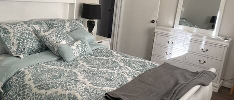 1 sovrum, strykjärn/strykbräda, wi-fi och sängkläder