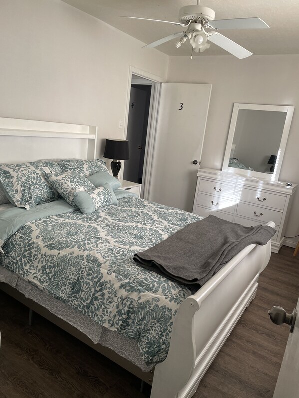 1 bedroom, iron/ironing board, WiFi, bed sheets