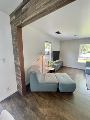 Smart TV - Central and modern home by the Park (Chico)
