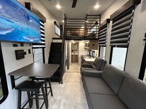 Living area - New tiny house near Grass Valley - hot tub access! (Rough and Ready)