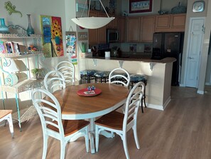 Dining - Chasing Sunsets - please read description (Destin)