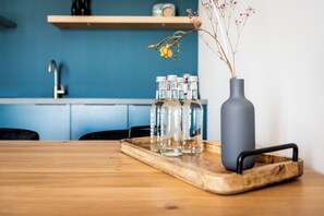 Studio | Eget kjøkken | Espressomaskin, kaffetrakter/tekoker, vannkoker og kjøkkenutstyr