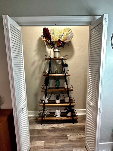 Quaint & quiet boho bungalow 2min from TU/Expo Center & 10min from DT/BOK/Cains