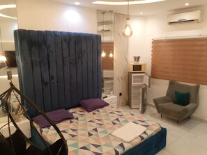 1 bedroom, iron/ironing board, WiFi, bed sheets - Studio Confortable et Pratique au Cœur de Cotonou (Cotonou)