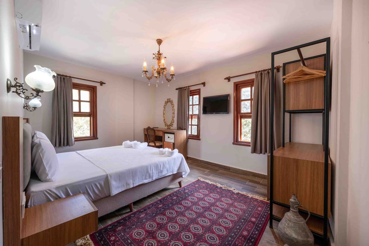 Quadrupla familiare, 2 camere da letto, non fumatori, vista città | Una cassaforte in camera, con stile personalizzato