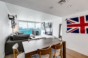 Smart-TV og PC-skjermer