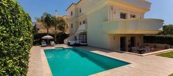 Guest Apartment Within a Villa in Lagonissi